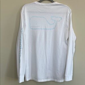 Vineyard‎ Vines White Shirt with Blue Logo
